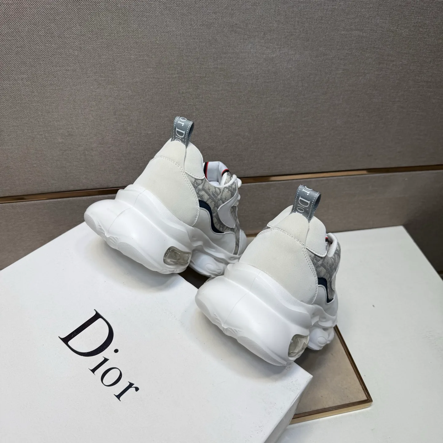Men's men's shoes 💰pp442 [Dior~] Men's casual shoes 2025z cabinet sales simultaneously 🔶Size: 38-44 #️⃣ 🔷2 colors🔜The upper is made of multi-material splicing➕Mesh lining, comfortable and breathable, sole: original comfortable and wear-resistant outsole, ⚠️real thing📱photographed🎬real thing is better📢📢📢